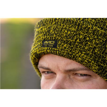 MUTS MAN AVID CARP CONTRAST BEANIE