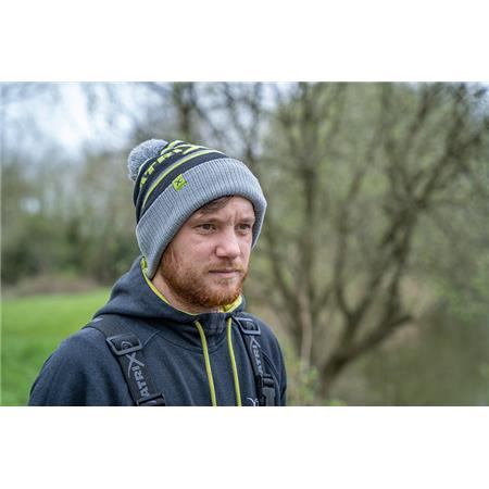 MUTS MAN FOX MATRIX THINSULATE BOBBLE HATS