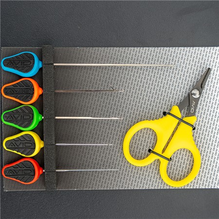 NADEL- UND WERKZEUGKIT AVID CARP