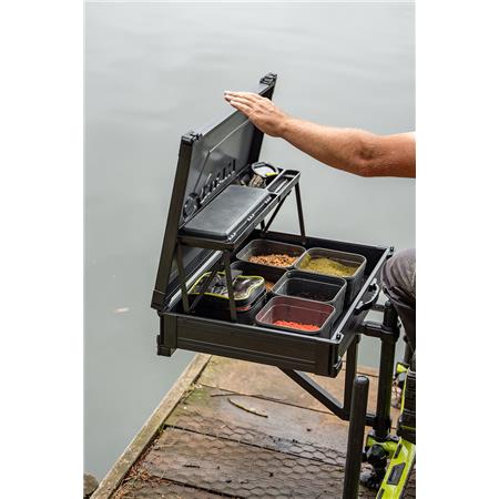 OPBEVARINGSKASSE FOX MATRIX PRO RIGID FEEDER TRAY
