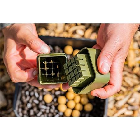 OPLØSELIGT NETSÆT ONE MORE CAST CHOPSTIX BAIT CHOPPING FADE PVA MESH SYSTEM MED CUTTER