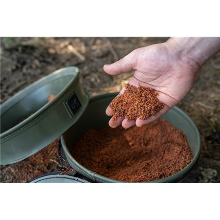 PACK SEAU + TAMIS KORUM EVA SOLID GROUNDBAIT BOWL & RIDDLE