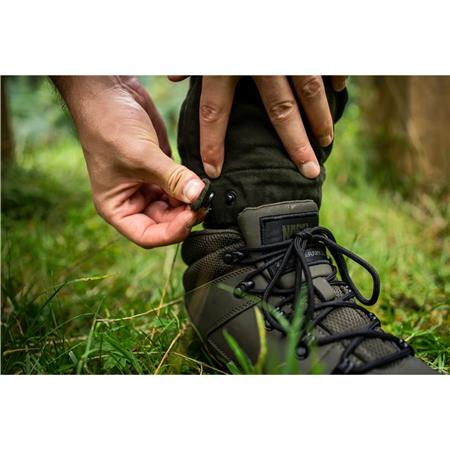 PANTALON PENTRU BĂRBAȚI NASH ZERO TOLERANCE LOW KEY THERMAL LUPTE - CAMUFLAJ