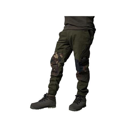 PANTALON PENTRU BĂRBAȚI NASH ZERO TOLERANCE LOW KEY THERMAL LUPTE - CAMUFLAJ