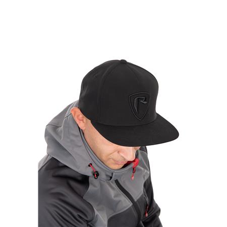 PET FOX RAGE SHIELD FLAT PEAK CAP - ZWART