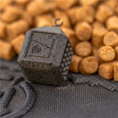 PIOMBO PRESTON INNOVATIONS BULLET CUBE LEADS