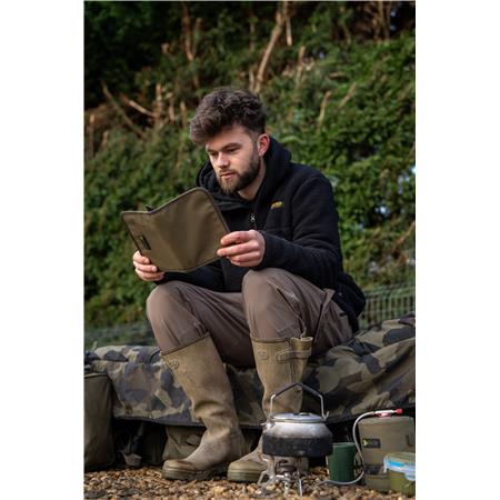 POCHETTE AVID CARP RVS LICENCE WALLET