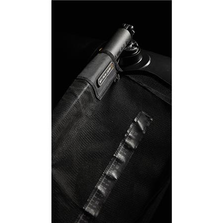 ROBALORE P/ BOIA TUBO SAVAGE GEAR GATED FRONT BAR WITH NET