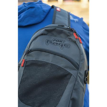 SCHOUDERTAS FOX RAGE SINGLE STRAP RUCKSACK
