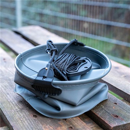 SEAU PLIABLE ZECK FOLDING BUCKET & ROPE