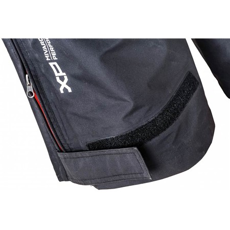 SET JACHETĂ ȘI PANTALONI PENTRU BĂRBAȚI MIVARDI XTRA PERFORMANCE SET 2IN1 - ROȘU/NEGRU