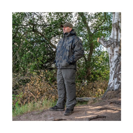 SET JAS EN SALOPET VOOR HEREN AVID CARP ARCTIC-SERIES DISTORTION THERMAL SUIT - KAKI/CAMO