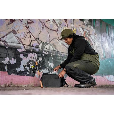 SHOULDER BAG ZEBCO TROPHY 9L