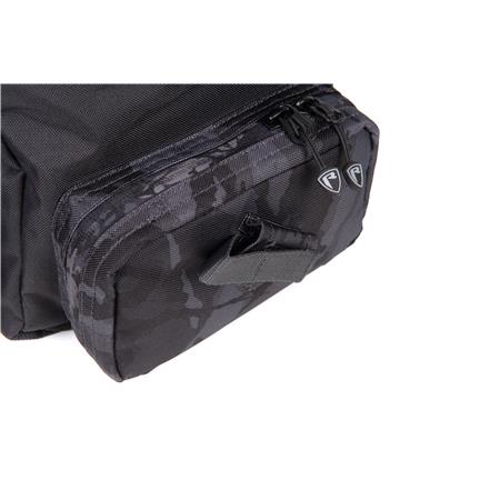 SKULDERTASKE FOX RAGE CAMO VOYAGER MEDIUM TACKLE BAG