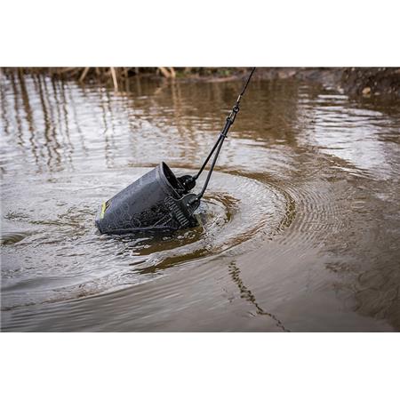 SPAND FOX MATRIX EVA WATER BUCKET