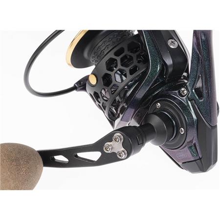 SPINNING REEL HART REACT