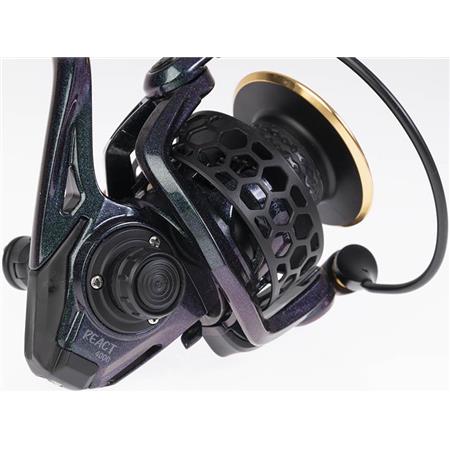 SPINNING REEL HART REACT