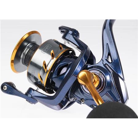 SPINNING REEL HART STRATO