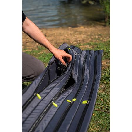 STANGTASKE FOX MATRIX ETHOS 4 ROD HOLDALL