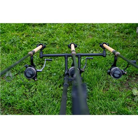 STOJAK NA WĘDKI KORUM DELUXE 3 ROD TRIPOD