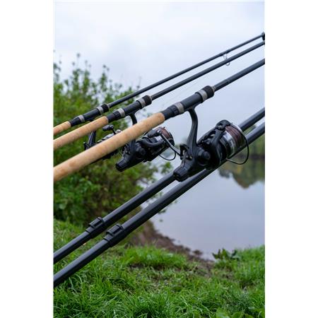 SUPPORTO PER CANNE KORUM DELUXE 3 ROD TRIPOD