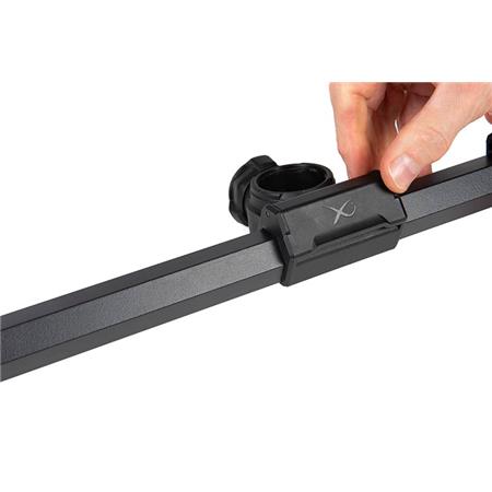 SUPPORTO PER CESTELLI FOX MATRIX MINI TOOL BAR PRO