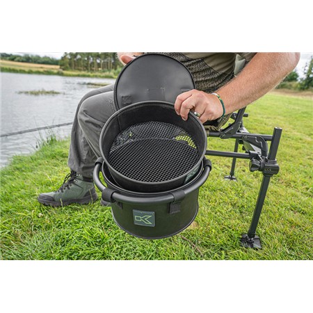 SUPPORTO + SECCHIO KORUM ANY CHAIR EVA BOWL & RIDDLE