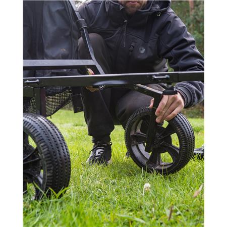 SVINGBART HJUL TIL VOGN FOX MATRIX TRANSPORTER SWIVEL WHEEL SET