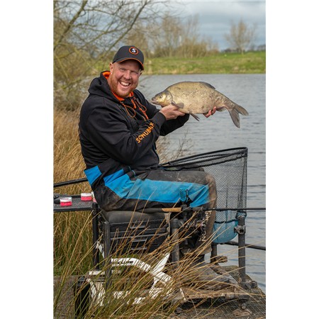 SWEAT MAN SONUBAITS 1/4 ZIP HOODIE WITH PHONE POCKET - NOIR/ORANGE