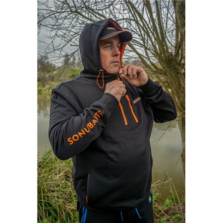 SWEAT MAN SONUBAITS 1/4 ZIP HOODIE WITH PHONE POCKET - NOIR/ORANGE