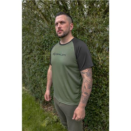 T-SHIRT MIT KURZEN ÄRMELN KORUM DRI-ACTIVE SHORT SLEEVE