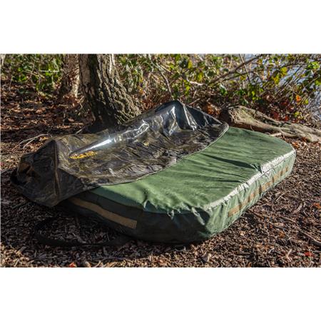 TAPETE DE RECEPÇÃO SOLAR UNDERCOVER CAMO FOLDABLE UNHOOKING MAT