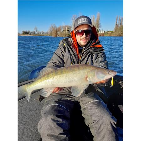 ΤΕΧΝΗΤΌ ΔΌΛΩΜΑ SUSPENDING STUCKI FISHING FANATICS FREAKY - 6CM