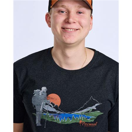 TEE SHIRT MANCHES COURTES HOMME PINEWOOD FINNVEDEN RECYCLED OUTDOOR - ANTHRACITE/SUNSET - PAR 3