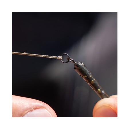 TIGE POUR PLOMB AVID CARP OUTLINE FLECKTONE LONG BAG STEM - RING SWIVEL