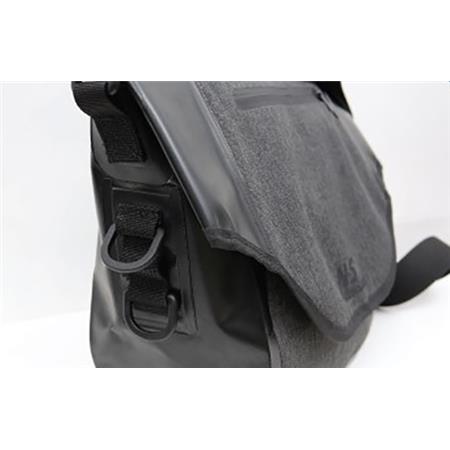 TORBA NA RAMIĘ N.S BLACK HOLE CROSS BAG