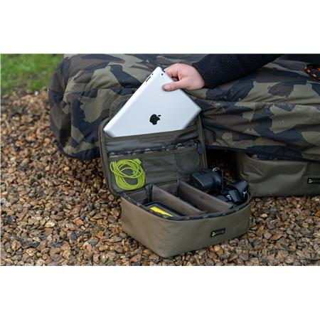 TROUSSE À ACCESSOIRES AVID CARP RVS TECH PACK