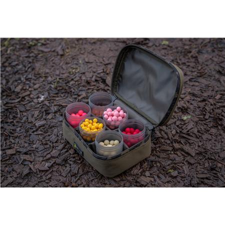 TROUSSE À APPÂTS AVID CARP RVS 8-POT HOOKBAIT POUCH