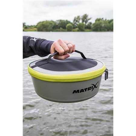 ΤΣΆΝΤΑ ΔΟΛΩΜΆΤΩΝ FOX MATRIX EVA AIRFLOW BOWLS