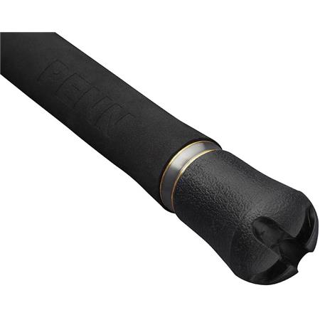 VARA DE CASTING PENN REGIMENT IV JIG CAST ROD