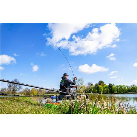 VARA DE FUNDO / GAIOLA DE ISCO PRESTON INNOVATIONS DURA CARP FEEDER