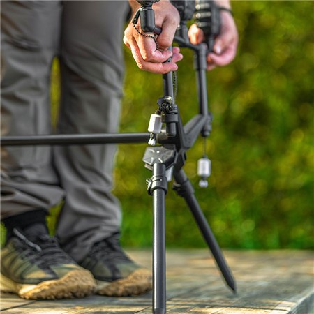 ΒΆΣΗ ΚΑΛΑΜΙΏΝ AVID CARP REVOLVE MULTI POD