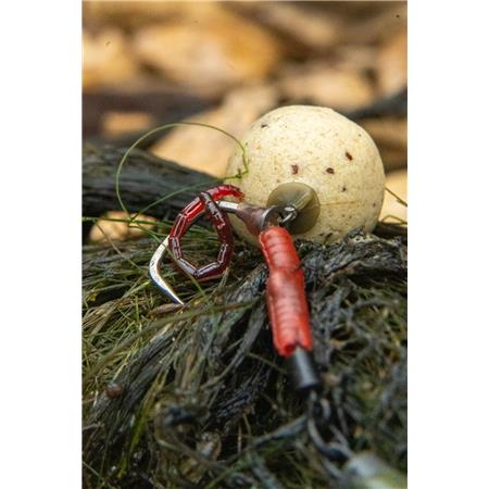 VERME DE LODO ARTIFICIAL ONE MORE CAST REVIBED BLOODWORM TIPPERS