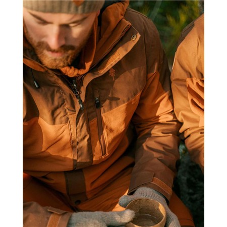 VESTE HOMME PINEWOOD FINNVEDEN HYBRID EXT - FUDGE/NOUGAT
