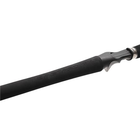 WĘDKA CASTINGOWA STUCKI FISHING BASTARD PIKE HEAVY TRIGGER