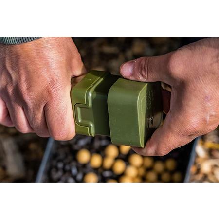 ZESTAW SIATKI ROZPUSZCZALNEJ ONE MORE CAST CHOPSTIX BAIT CHOPPING FADE PVA MESH SYSTEM Z CUTTEREM