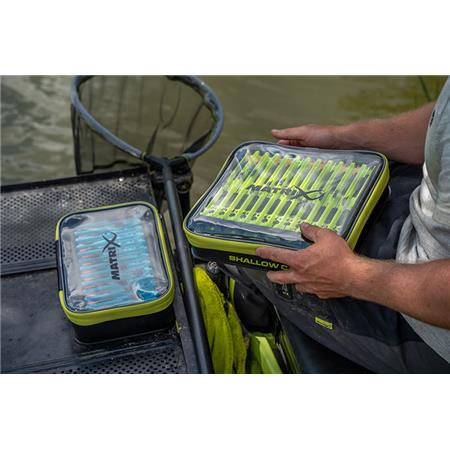 ZUBEHÖRTASCHE FOX MATRIX SHALLOW EVA CASE 250